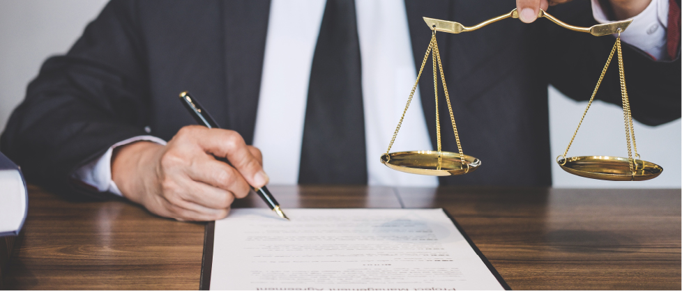 Conheça as 8 principais características de um advogado de destaque