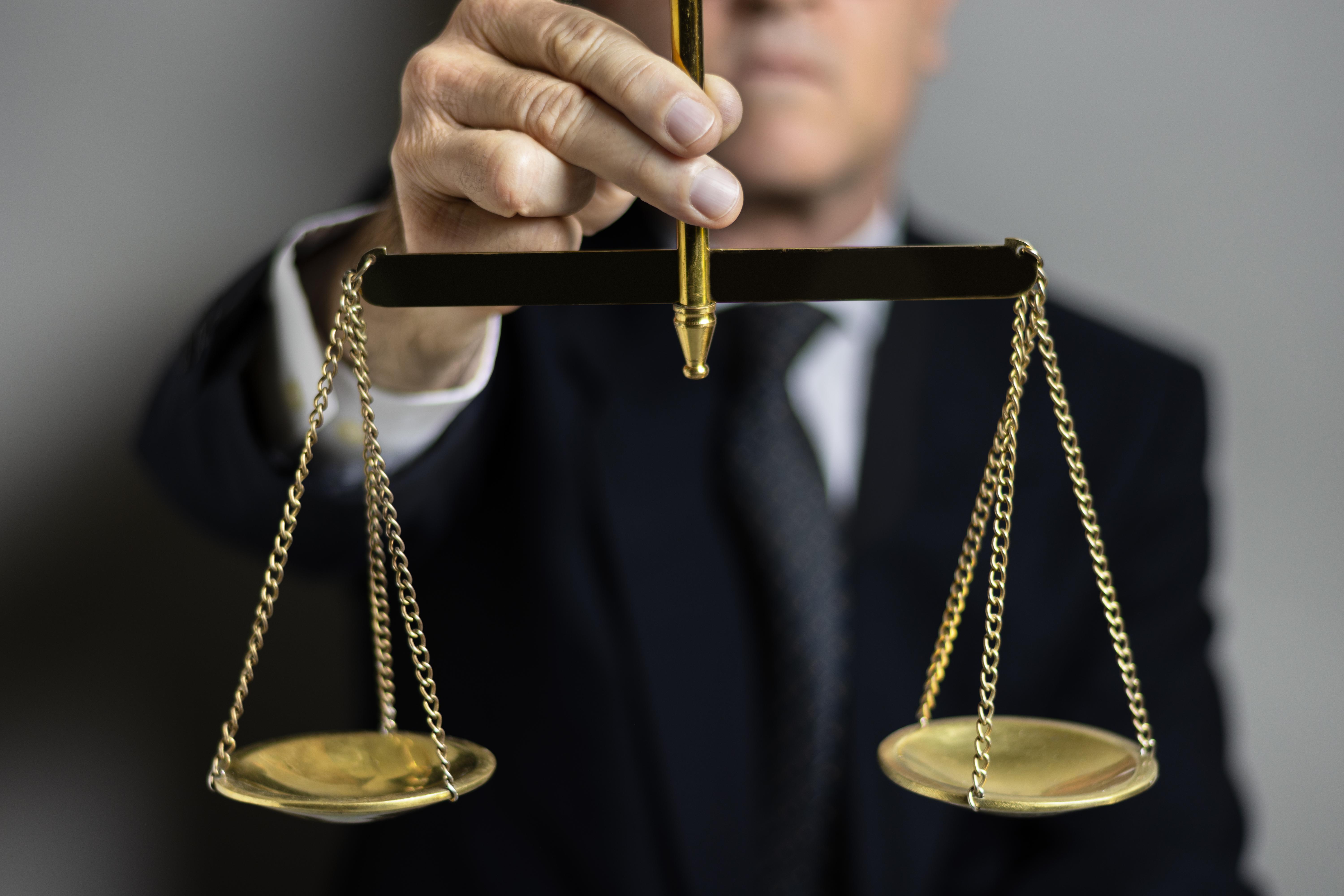 A Importância da Jurisprudência na Evolução do Direito: Construindo um Sistema Jurídico Eficiente